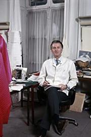 于贝尔·德·纪梵希 Hubert de Givenchy